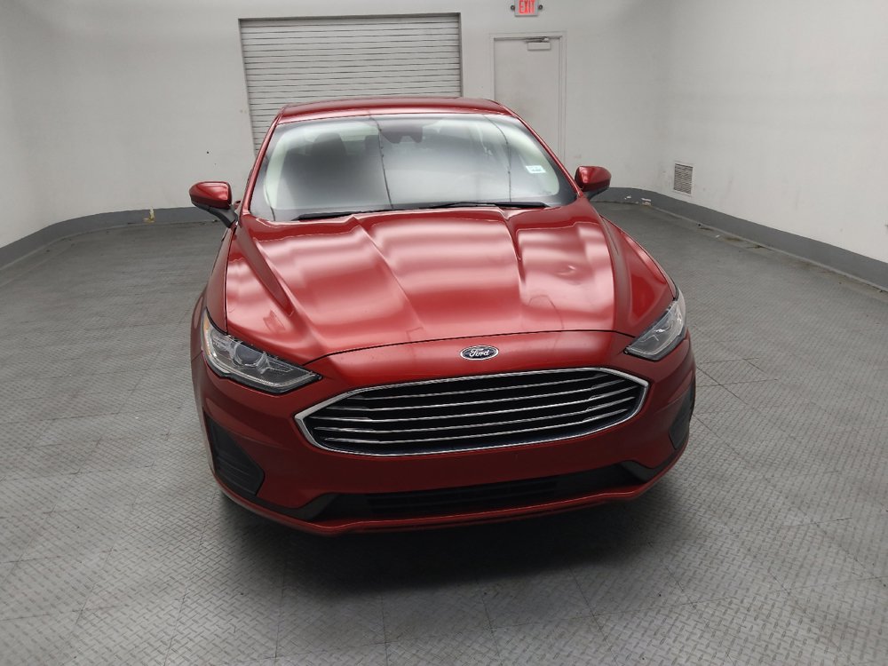 Used 2020 Ford Fusion SE FWD image 14