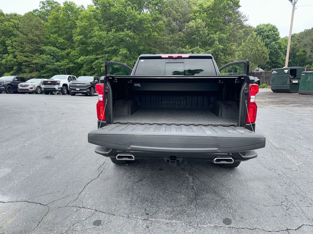 Used 2024 Chevrolet Silverado 1500 High Country w/ Technology Package AWD/4WD image 35