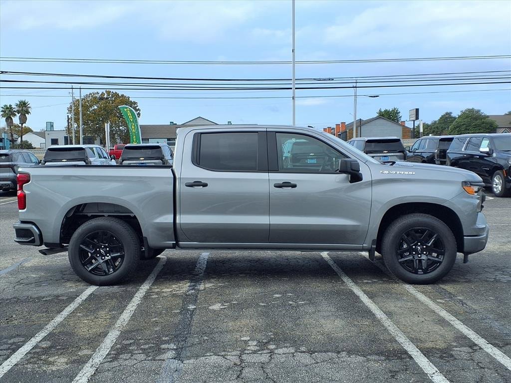 New 2026 Chevrolet Silverado 1500 Custom image 3