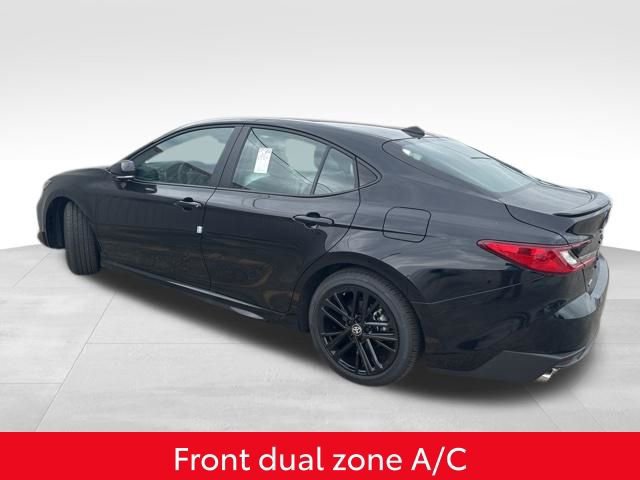 Used 2025 Toyota Camry SE FWD image 3
