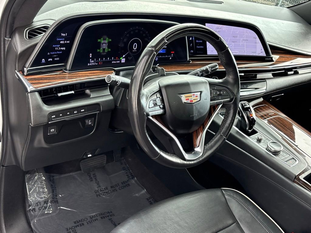 Used 2024 Cadillac Escalade ESV Premium Luxury AWD/4WD image 19