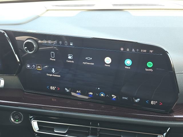 Used 2024 Chevrolet Traverse Z71 image 35