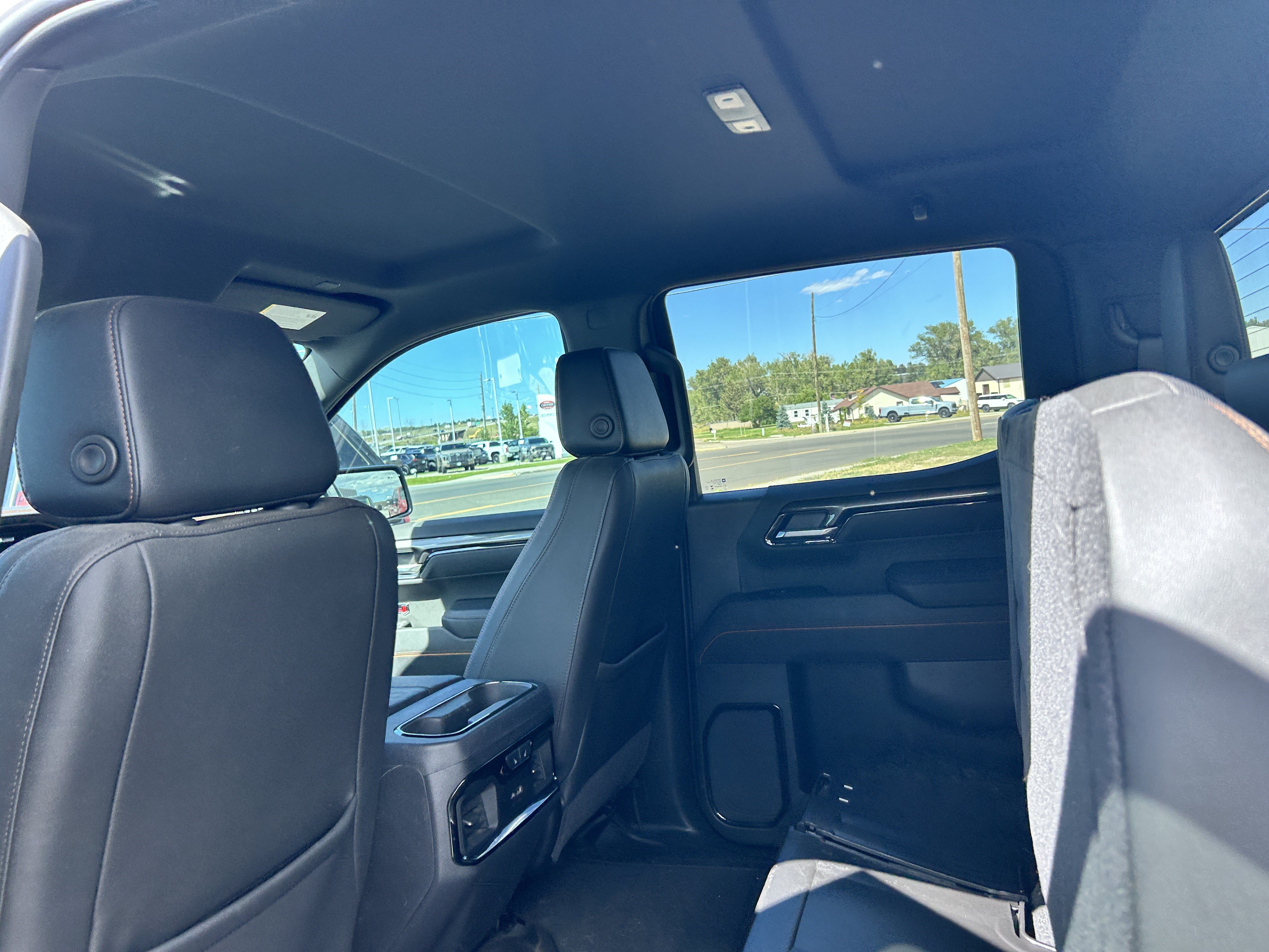 Used 2026 GMC Sierra 1500 AT4 w/ AT4 Premium Package AWD/4WD image 11