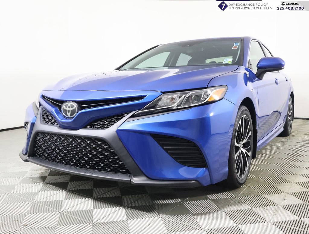 Used 2018 Toyota Camry SE