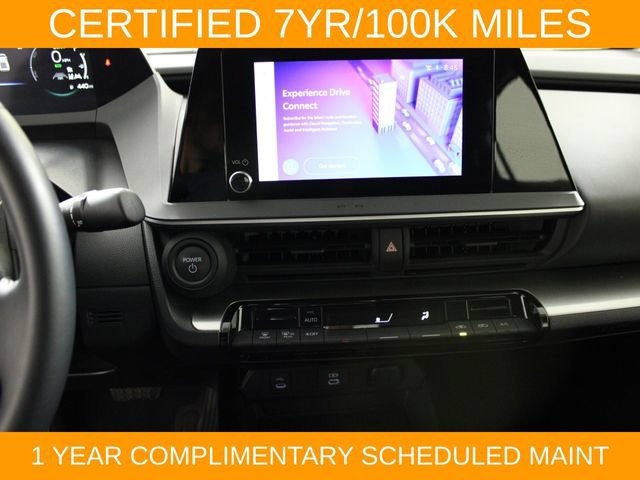 Used 2025 Toyota Prius LE FWD image 24