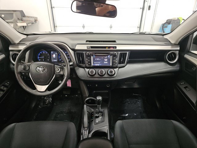 Used 2018 Toyota RAV4 LE w/ All Weather Liner Package AWD/4WD image 29