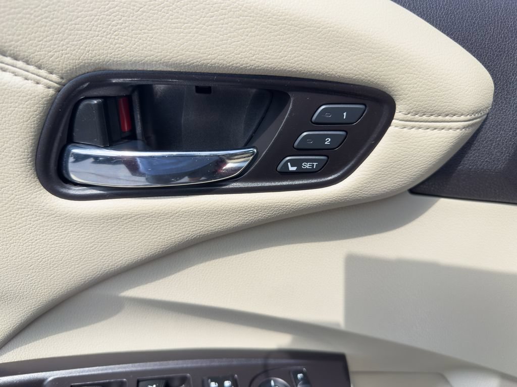 Used 2017 Acura RDX AWD w/ Technology Package image 22