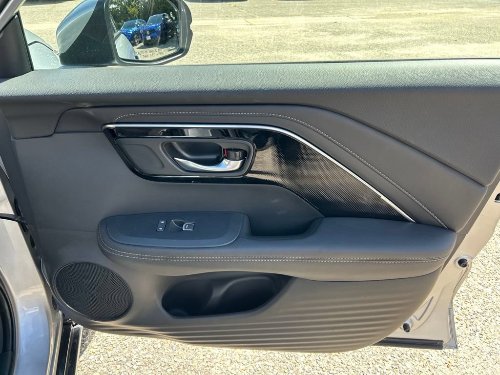 Certified 2025 Acura ADX AWD image 24