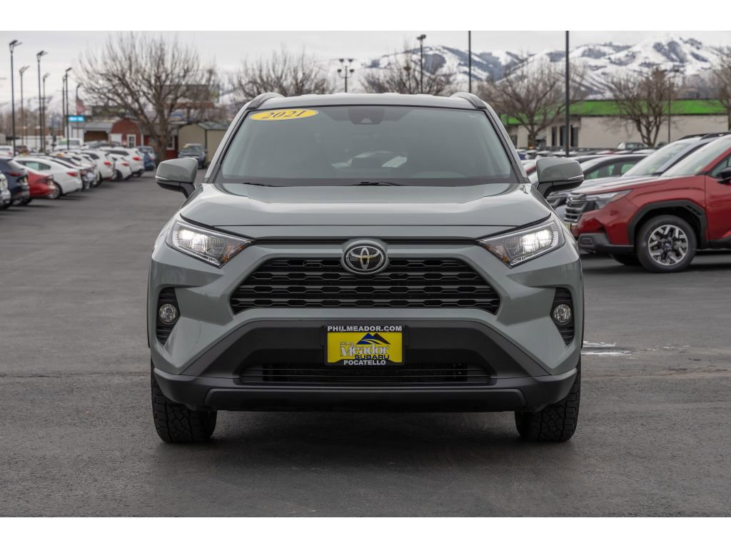 Used 2021 Toyota RAV4 XLE image 8