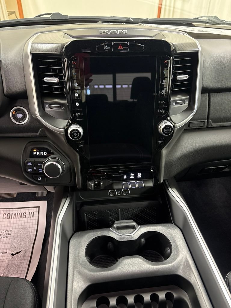 New 2026 RAM 1500 Big Horn AWD/4WD image 13