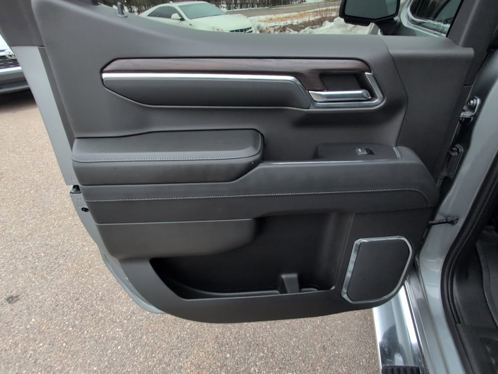 Used 2023 GMC Sierra 1500 SLT w/ SLT Premium Plus Package image 13