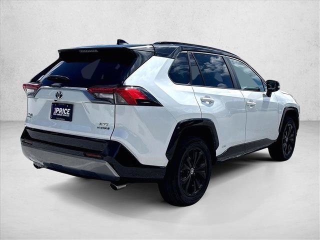 Used 2023 Toyota RAV4 XSE AWD/4WD image 2