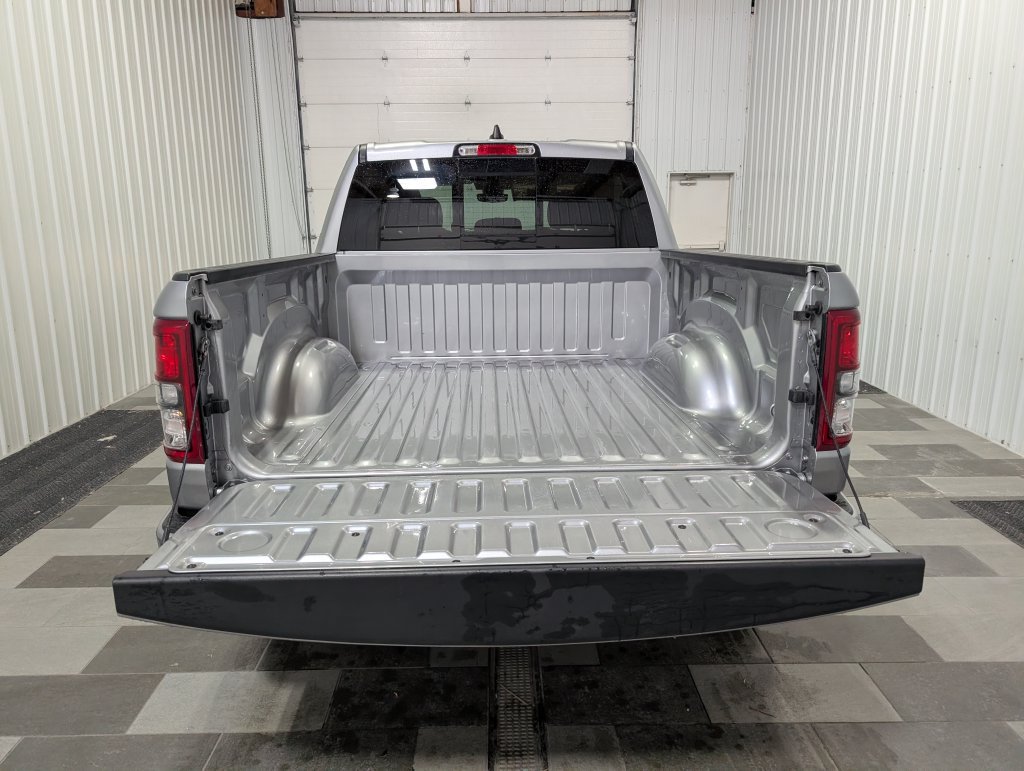 Used 2023 RAM 1500 Big Horn AWD/4WD image 25