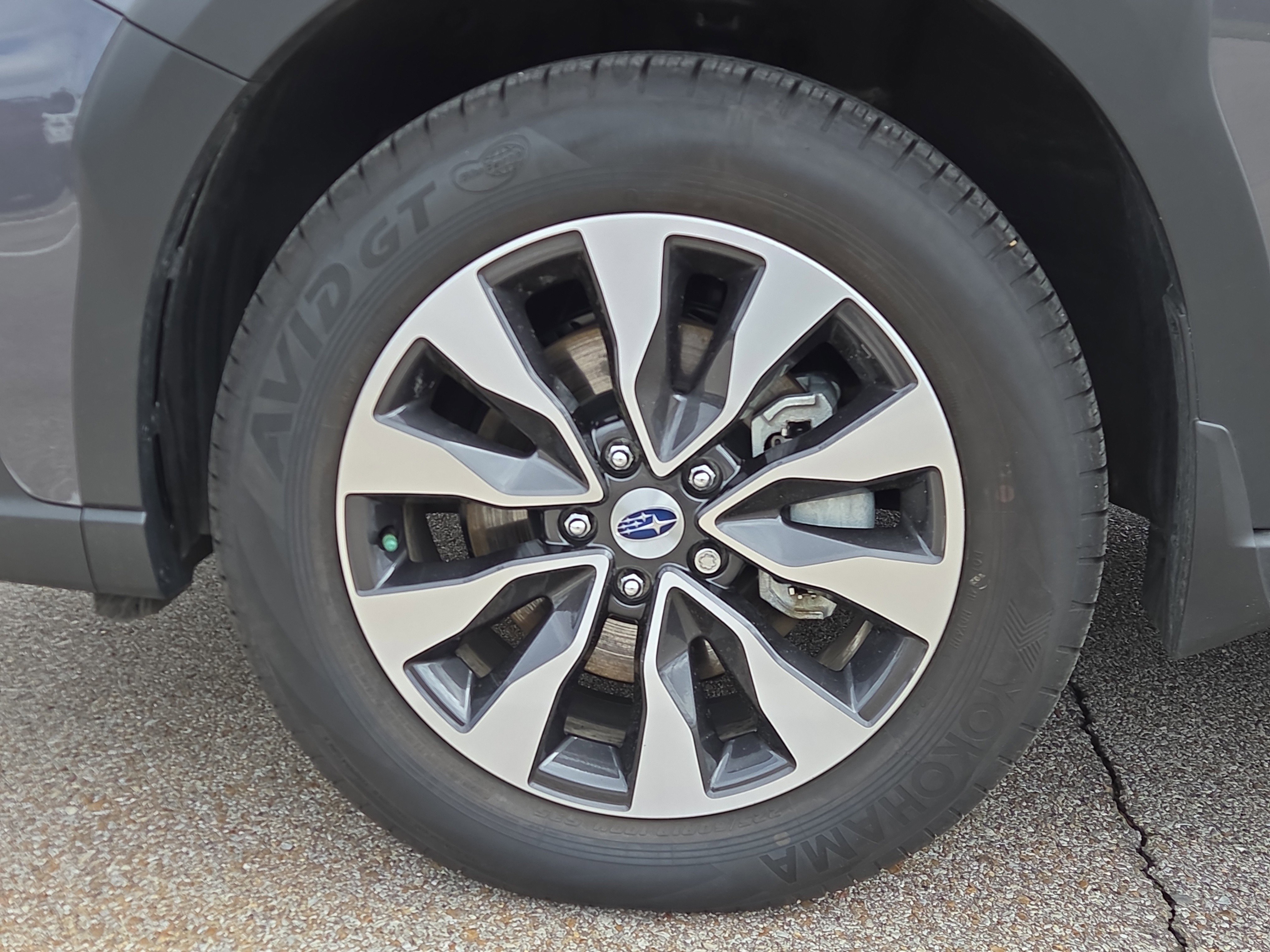 Certified 2025 Subaru Outback Limited XT image 9