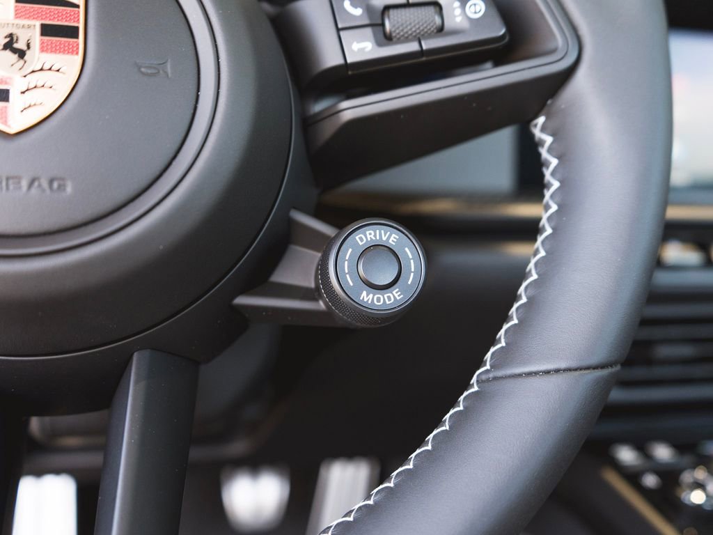 Used 2025 Porsche 911 GT3 image 23