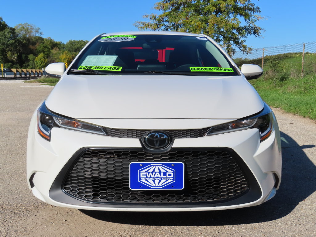 Used 2020 Toyota Corolla LE FWD image 14