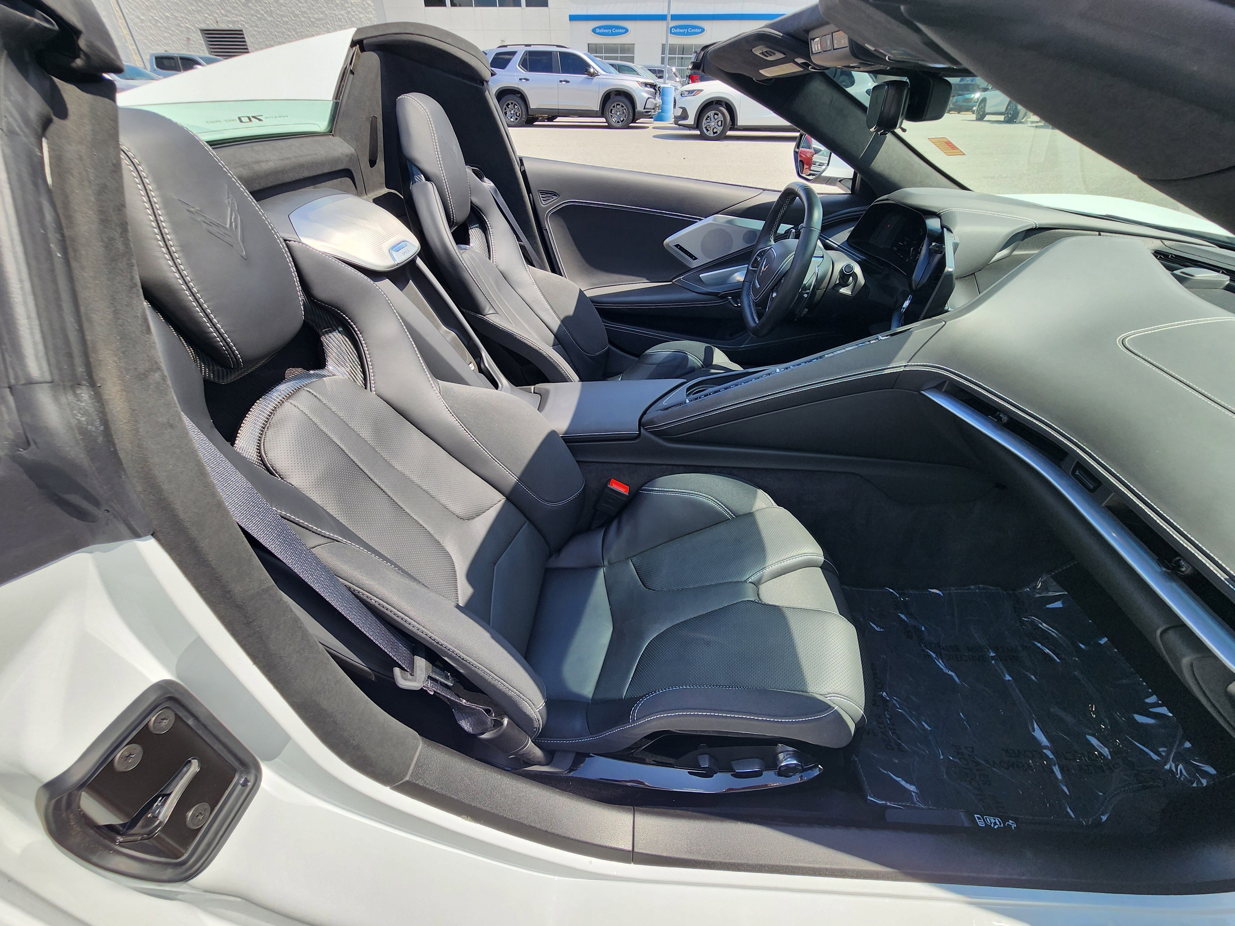 Used 2023 Chevrolet Corvette Stingray Premium Conv w/ Z51 Performance Package RWD image 21