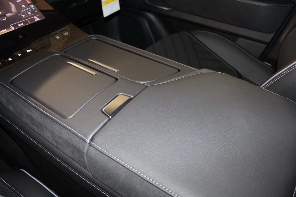 Certified 2025 INFINITI QX80 Luxe AWD/4WD image 29