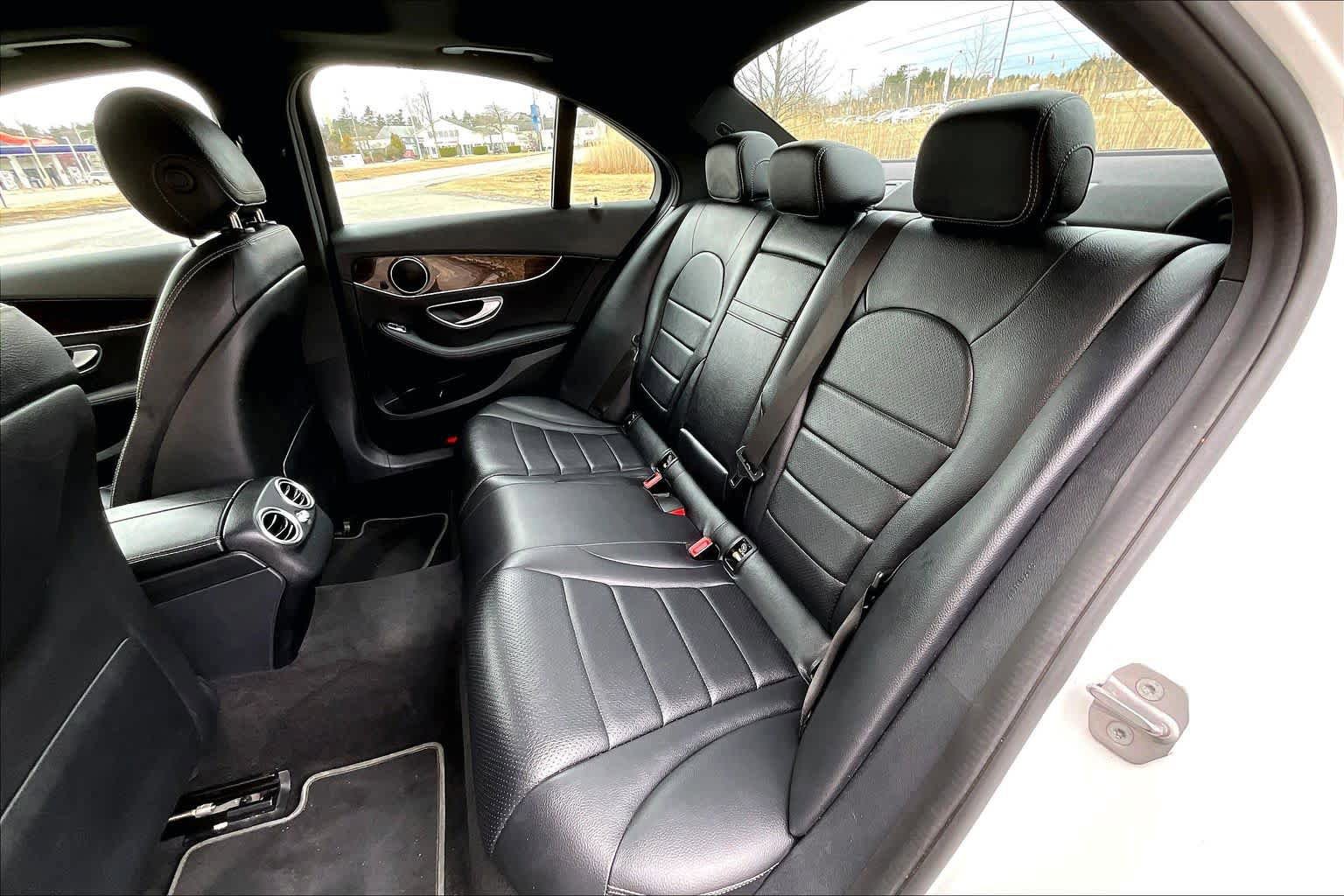 Used 2018 Mercedes-Benz C 300 4MATIC Sedan image 20