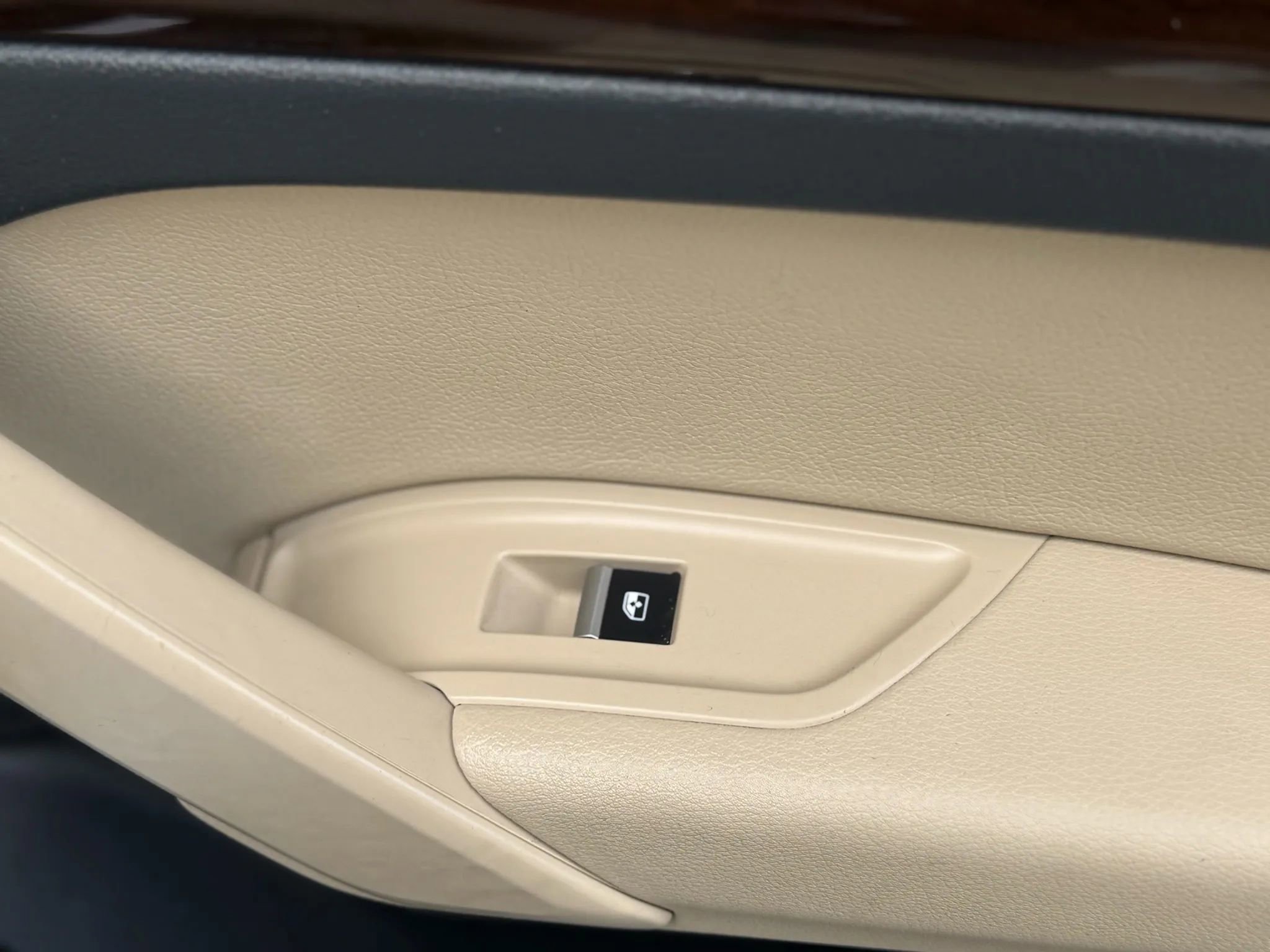 Used 2018 Audi Q5 2.0T Premium Plus w/ Premium Plus Package image 28