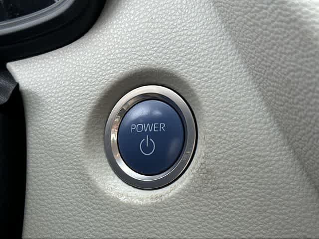 Used 2022 Toyota Corolla LE FWD image 10