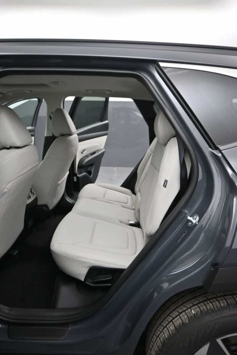New 2026 Hyundai Tucson SEL AWD/4WD image 16