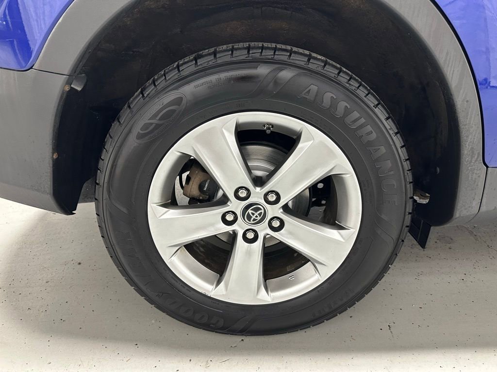 Used 2015 Toyota RAV4 XLE image 56