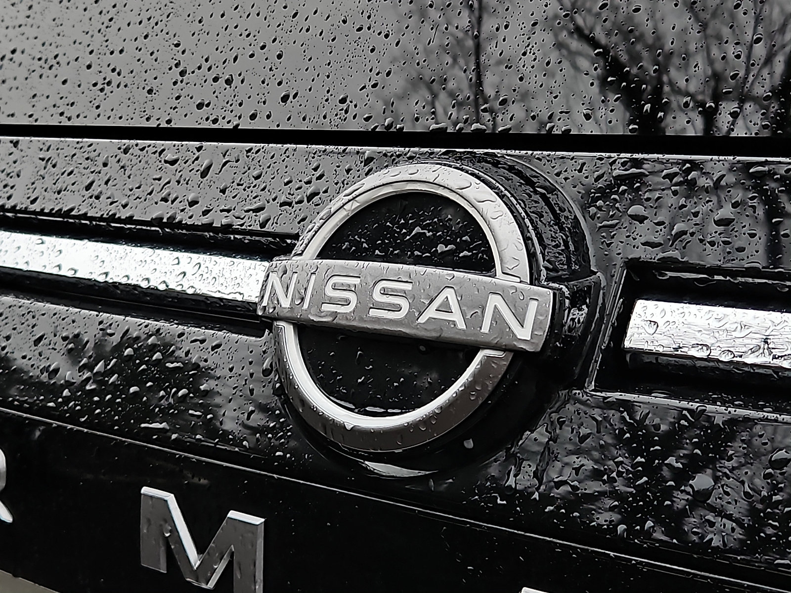 Certified 2025 Nissan Armada SV image 30