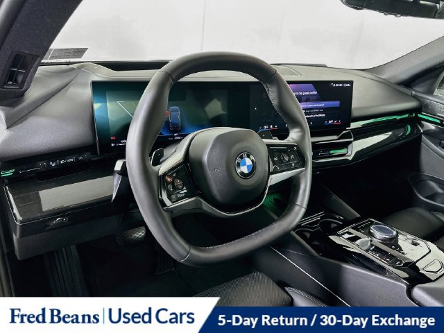 Used 2026 BMW 530i xDrive AWD/4WD image 14
