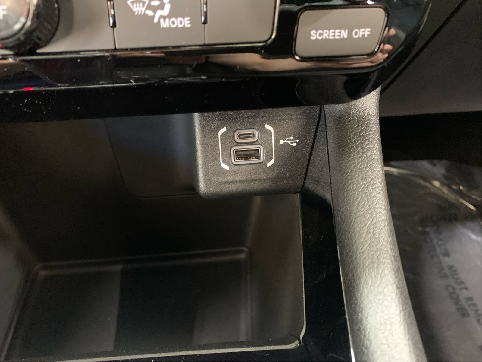 New 2026 Jeep Compass Latitude AWD/4WD image 31