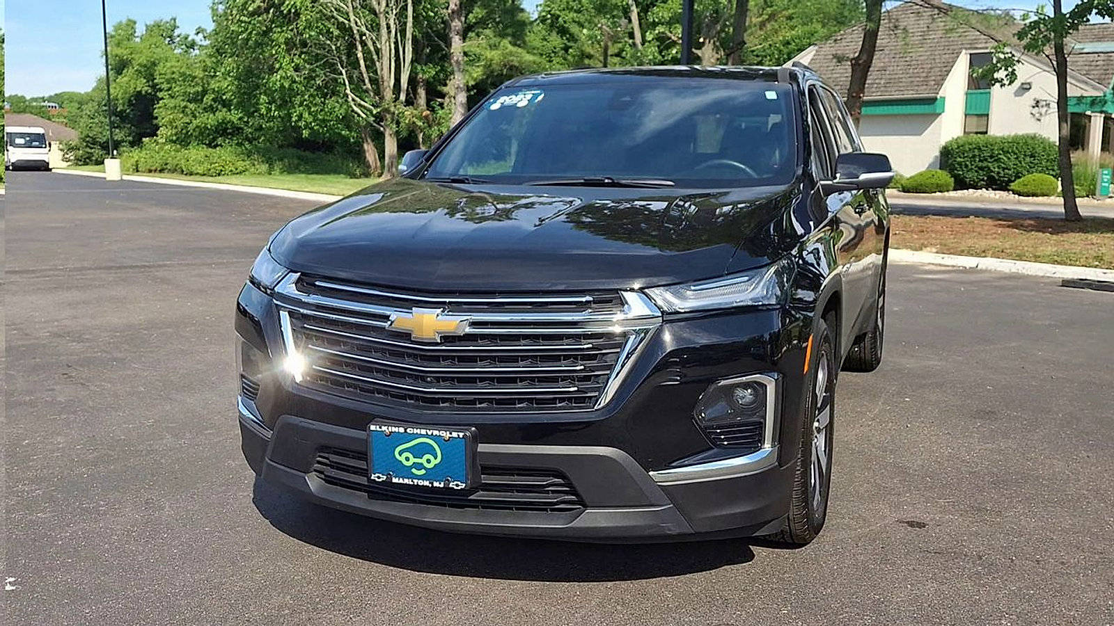 Certified 2023 Chevrolet Traverse LT w/ LT Premium Package AWD/4WD image 6