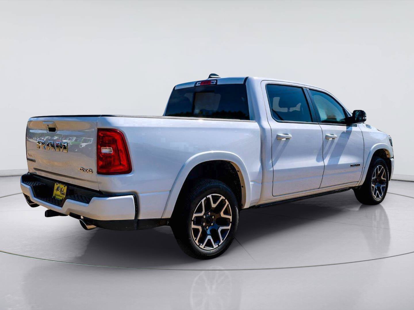 Used 2025 RAM 1500 Laramie w/ Laramie Southwest Edition AWD/4WD image 10