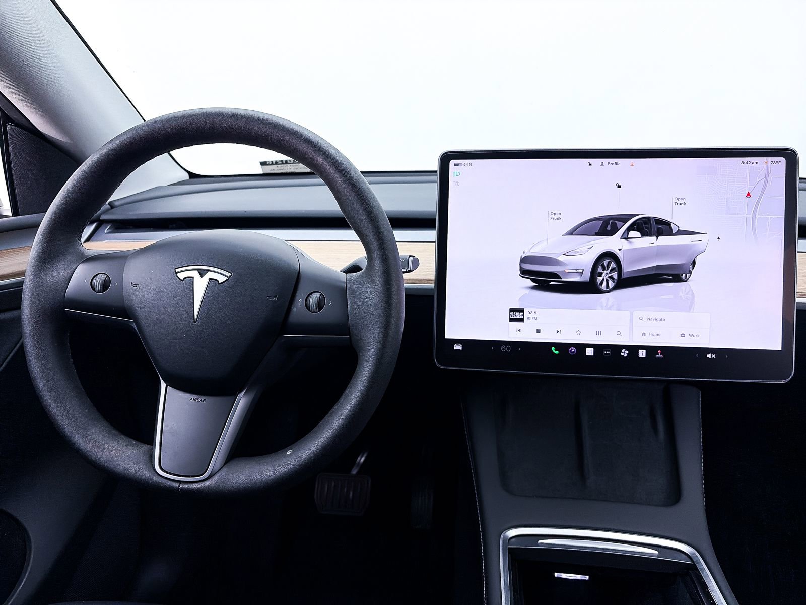 Used 2023 Tesla Model Y Long Range AWD/4WD image 3