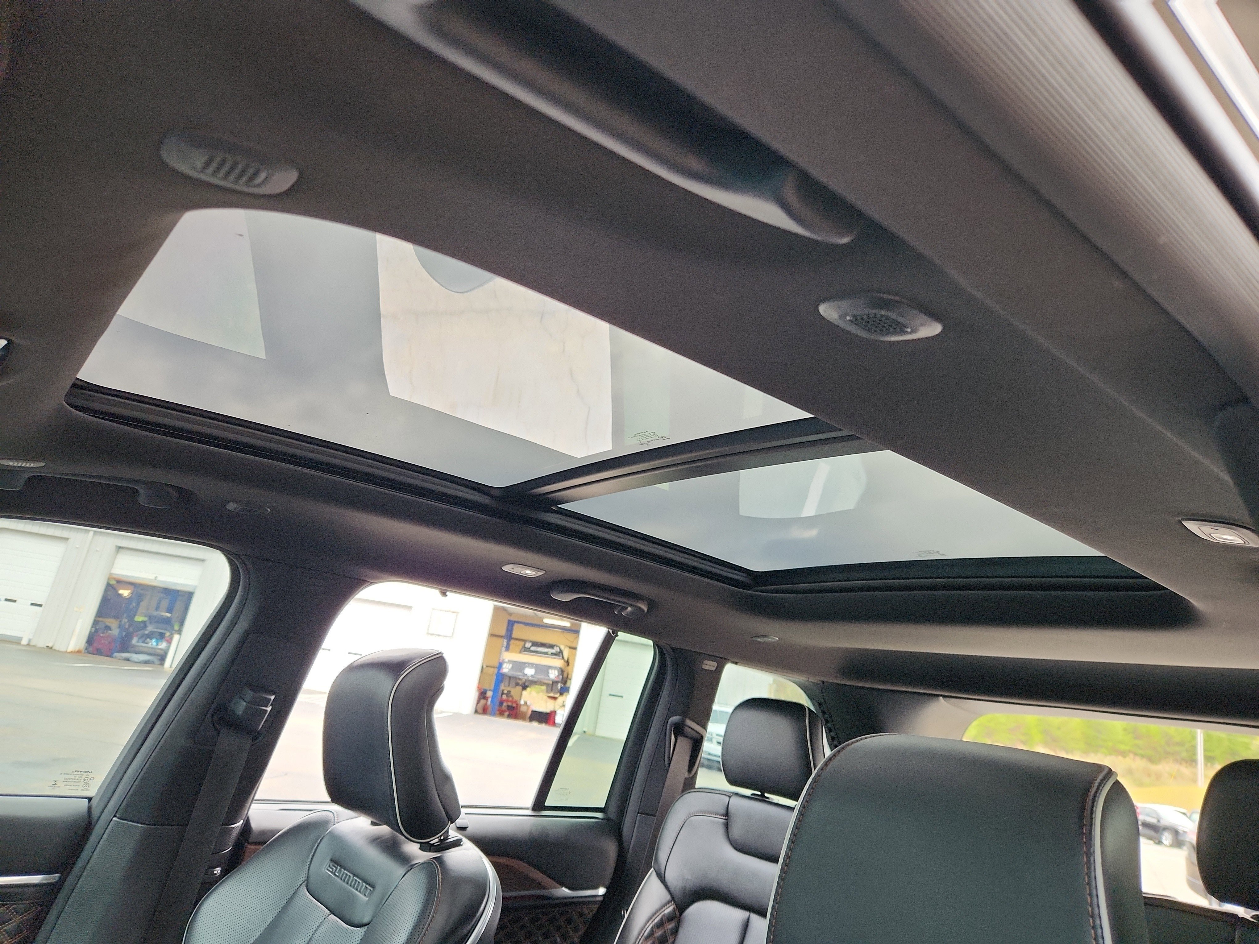 Used 2022 Jeep Grand Cherokee Summit w/ Adv Protech Group IV image 43