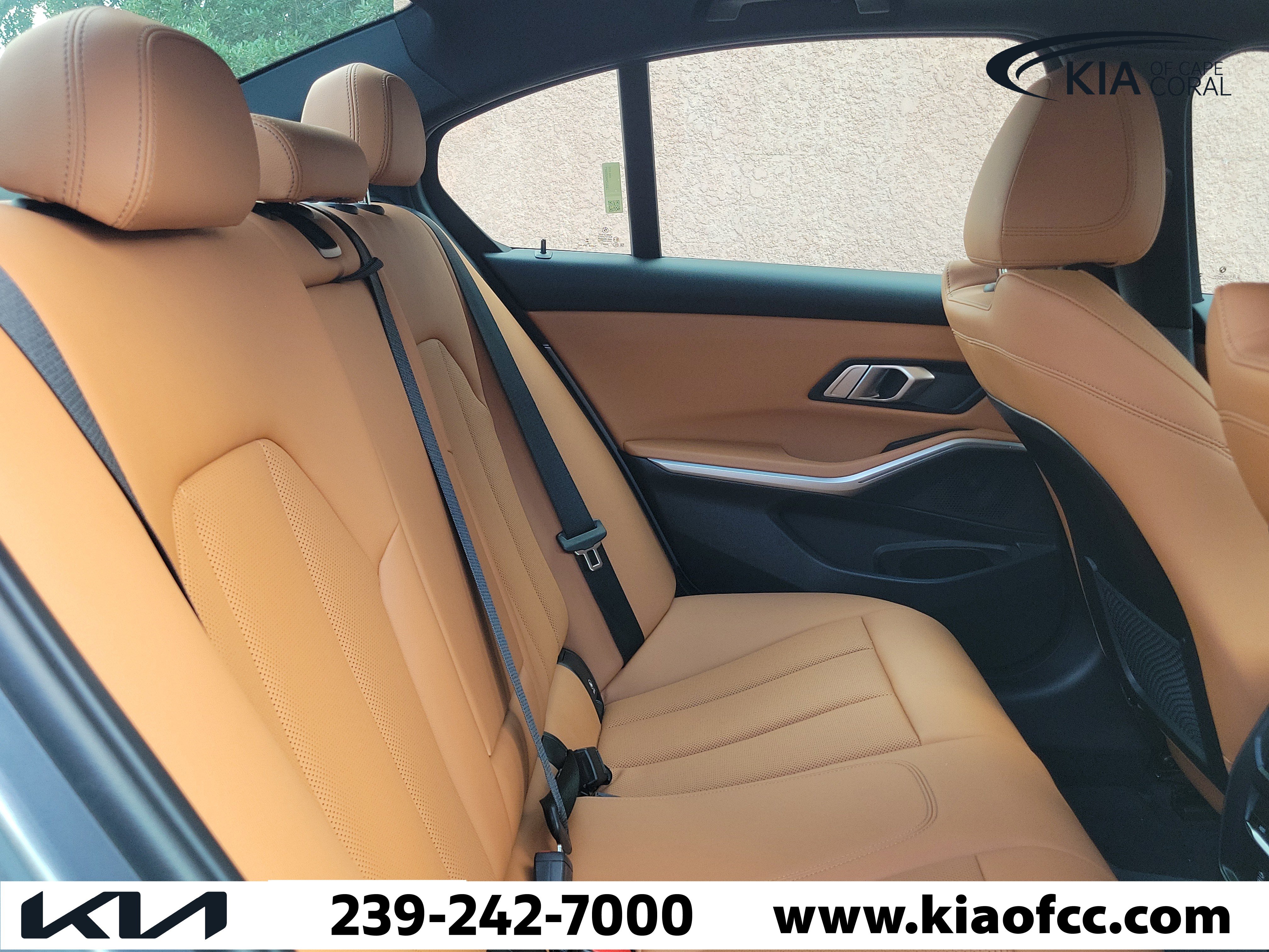 Used 2023 BMW 330i Sedan w/ Convenience Package RWD image 15
