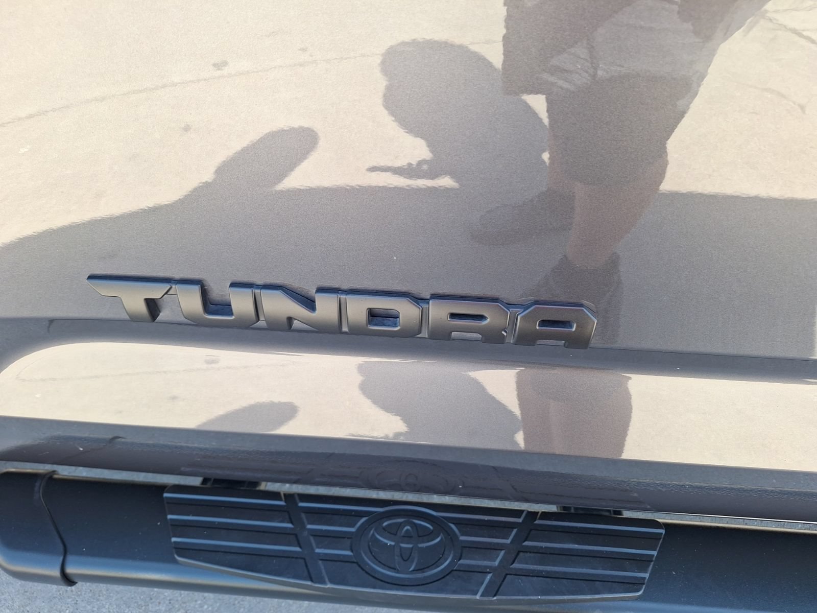 Used 2023 Toyota Tundra SR5 w/ SR5 Convenience Package AWD/4WD image 15
