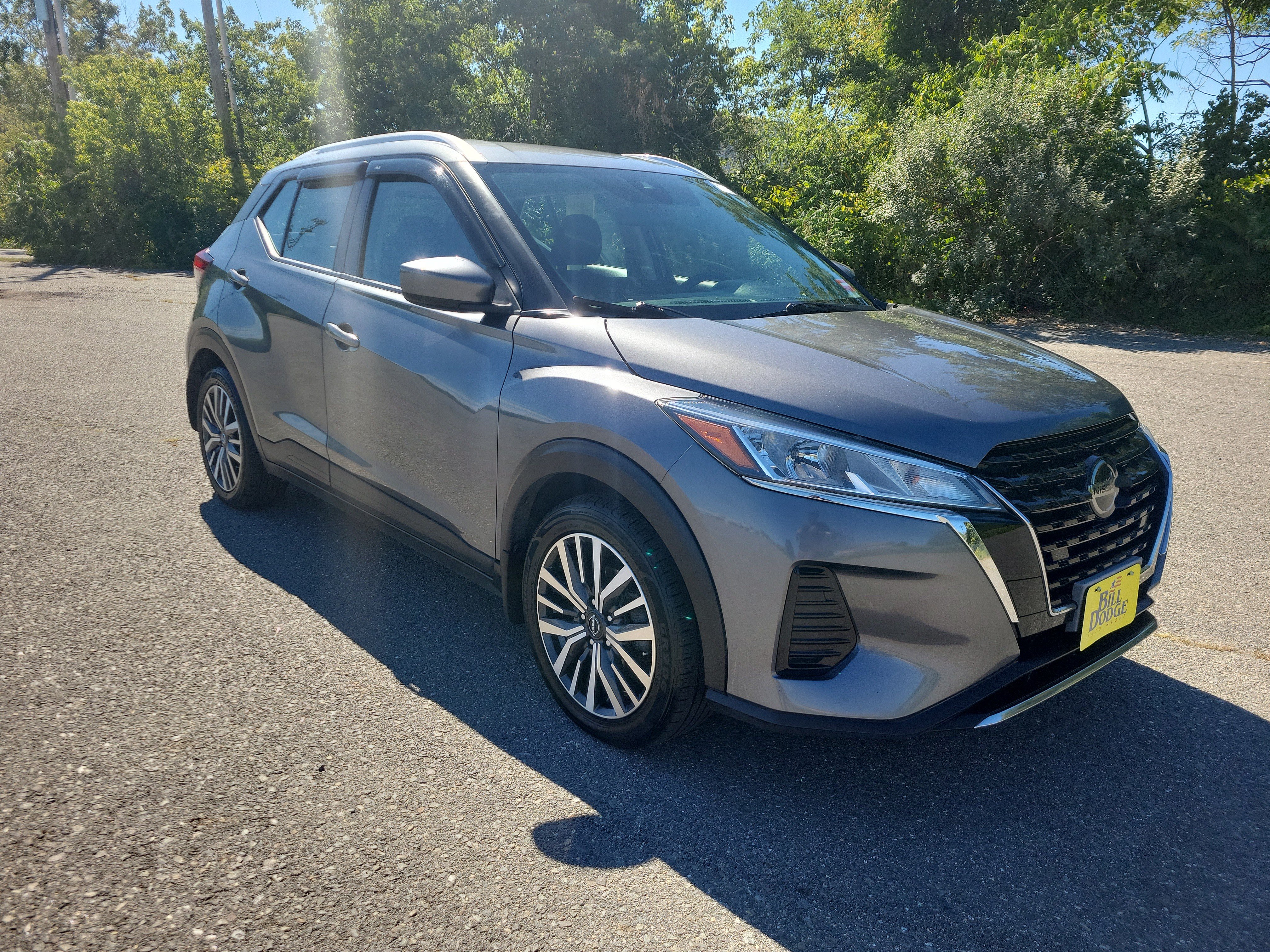 Used 2021 Nissan Kicks SV FWD image 3