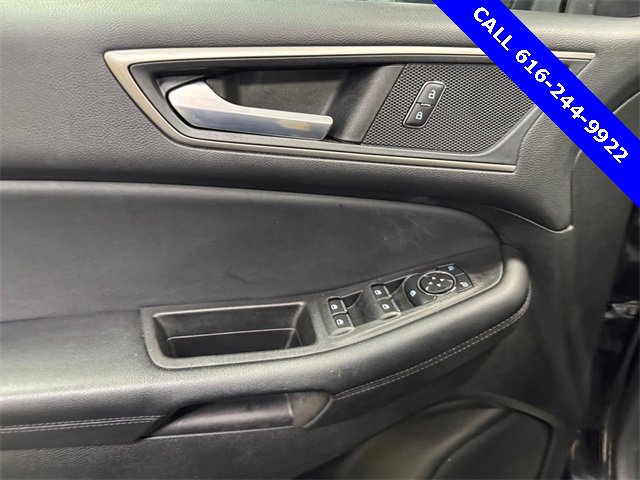 Used 2022 Ford Edge SEL w/ Convenience Package image 25