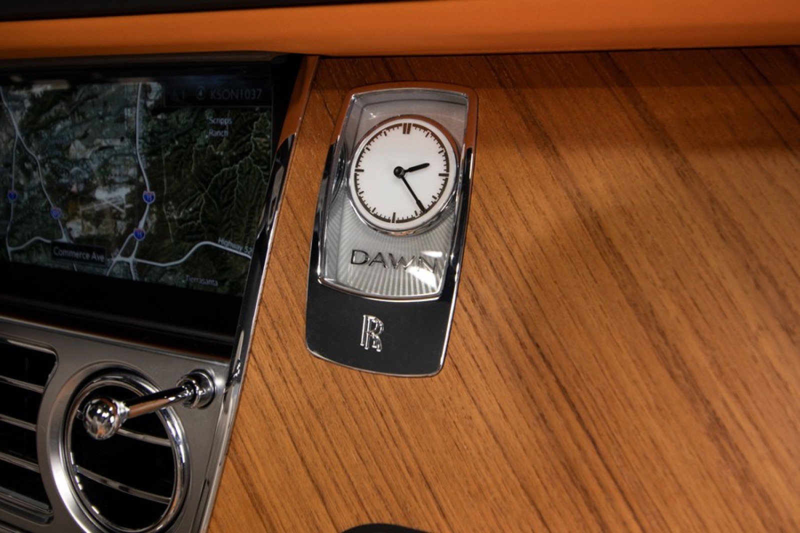 Used 2019 Rolls-Royce Dawn image 51