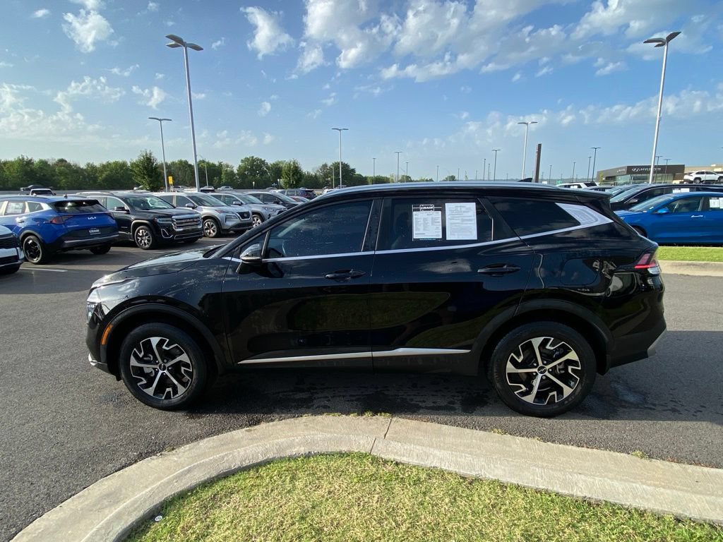 Certified 2024 Kia Sportage EX AWD/4WD image 4