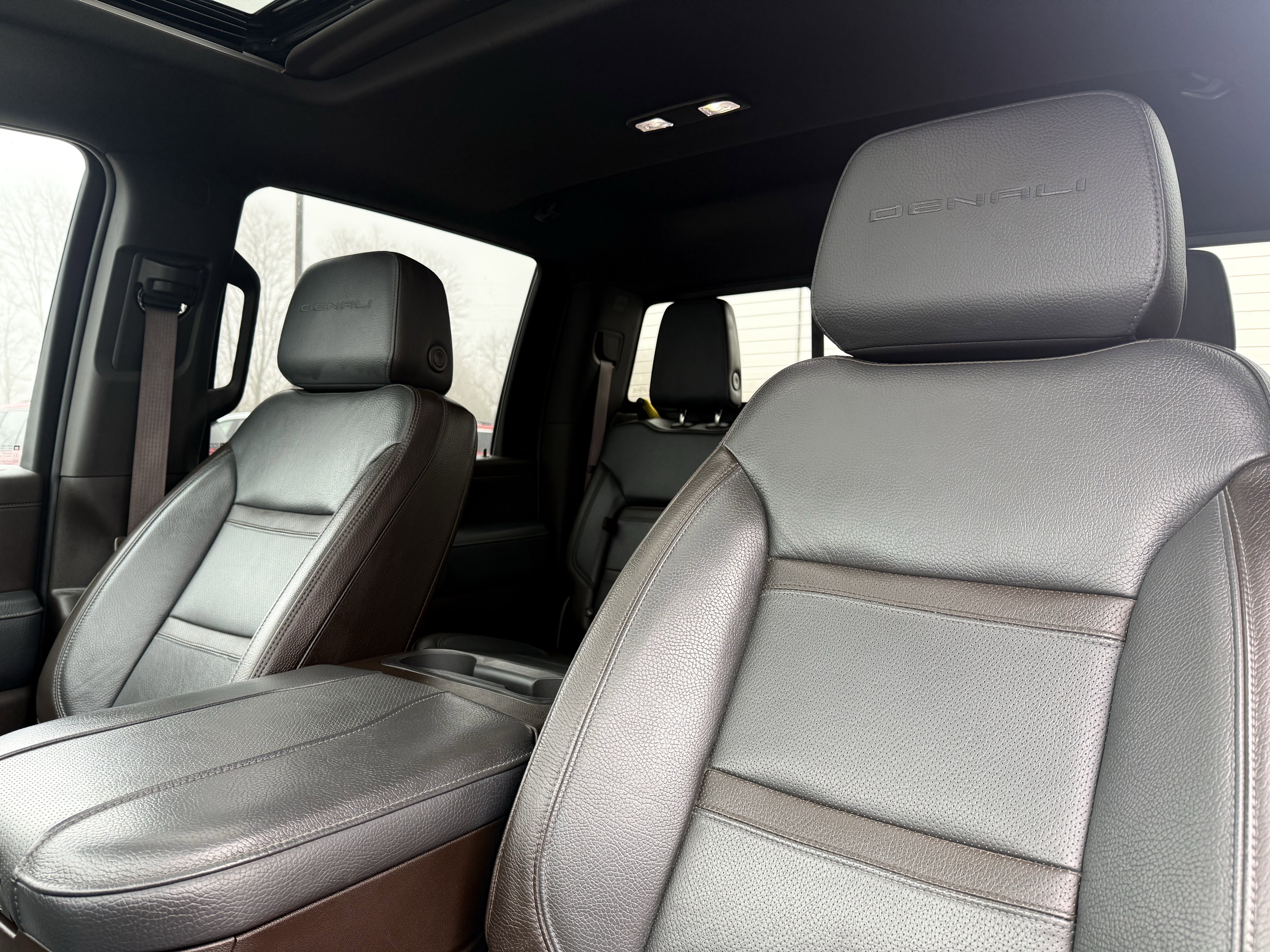 Certified 2023 GMC Sierra 2500 Denali w/ Denali Ultimate Package image 10