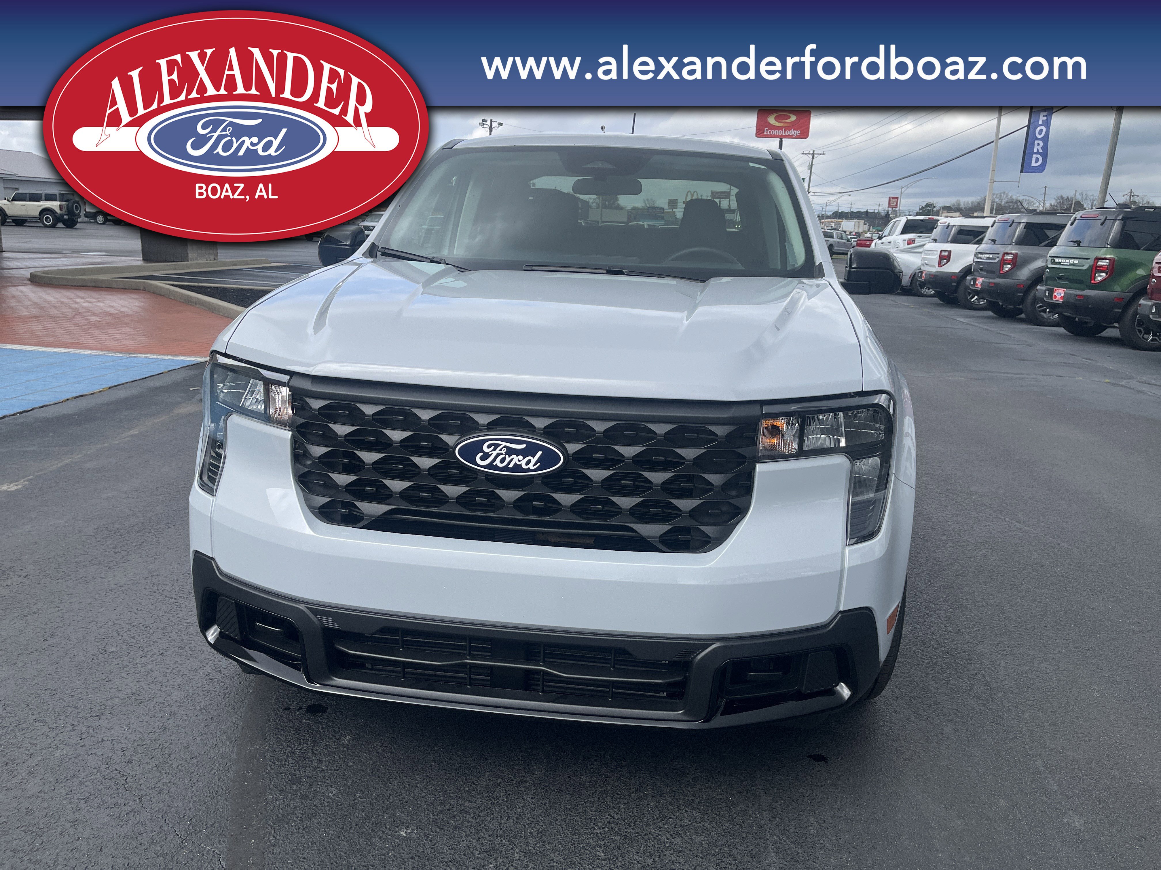 Used 2025 Ford Maverick XLT w/ XLT Luxury Package image 5