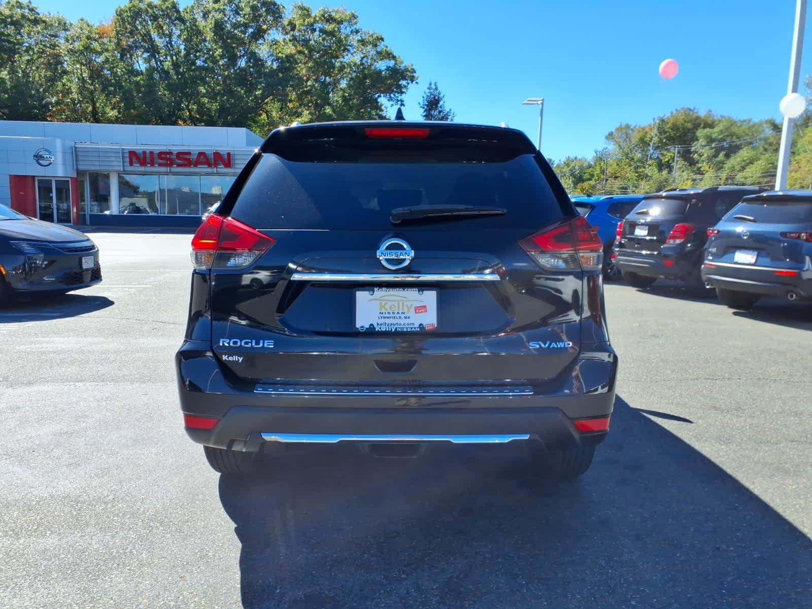 Used 2018 Nissan Rogue SV w/ Premium Package AWD/4WD image 6