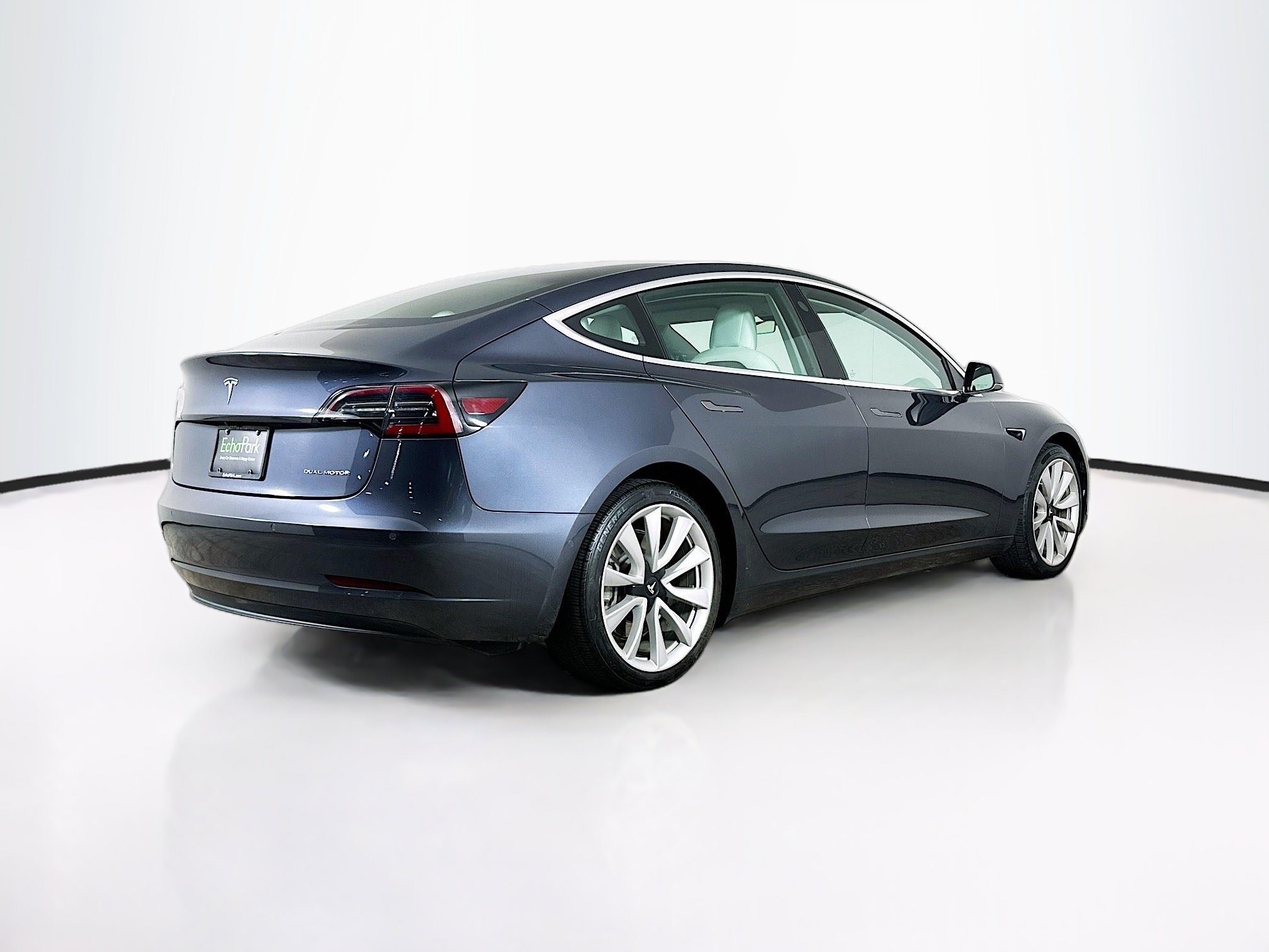 Used 2018 Tesla Model 3 Long Range AWD/4WD image 9
