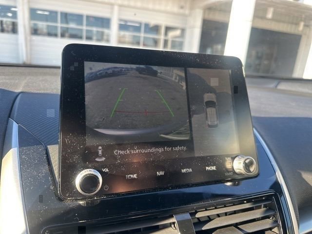 Used 2023 Mitsubishi Eclipse Cross SEL image 30