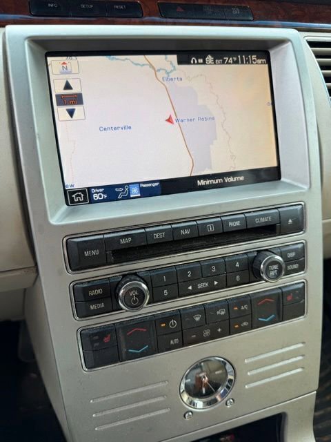 Used 2011 Ford Flex Limited w/ Rapid Spec Order Code FWD image 14