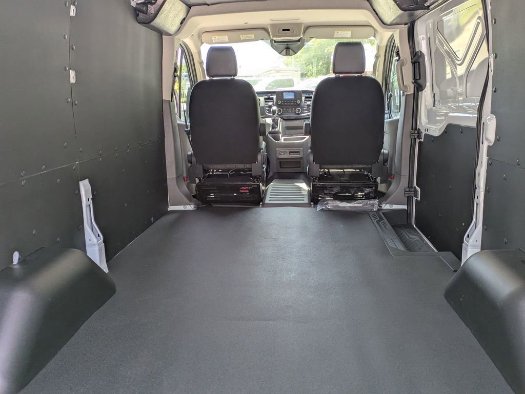 Used 2024 Ford Transit 350 Low Roof RWD image 20