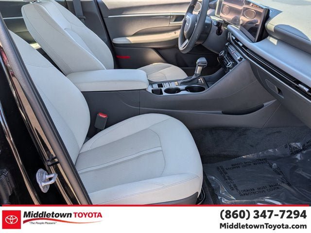 Used 2025 Hyundai Sonata SE FWD image 36