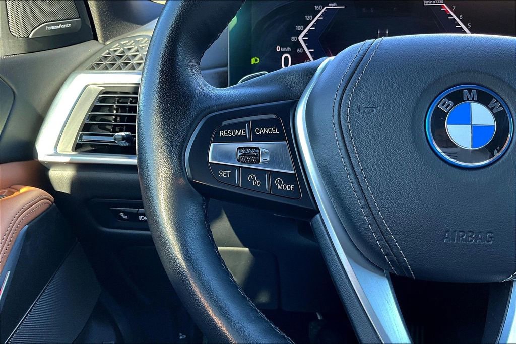 Used 2024 BMW X5 xDrive50e w/ Premium Package image 10