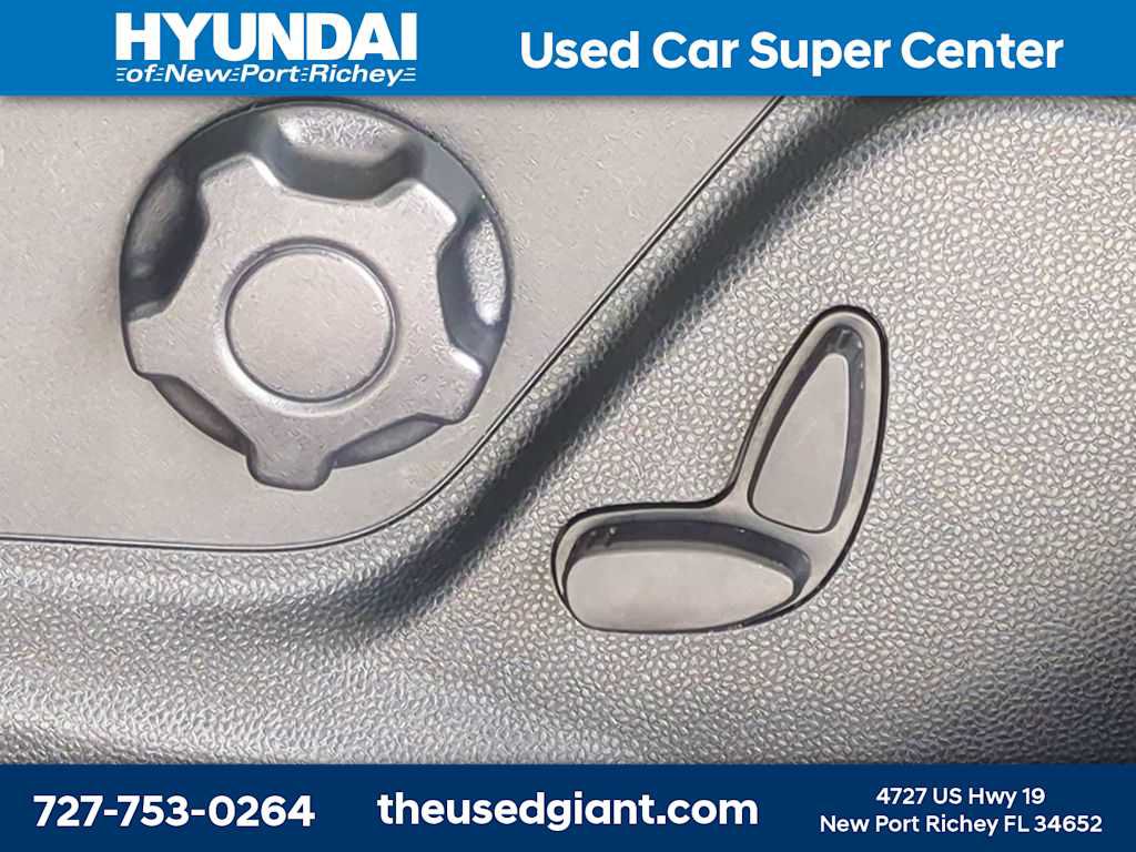 Used 2021 Ford EcoSport Titanium FWD image 20
